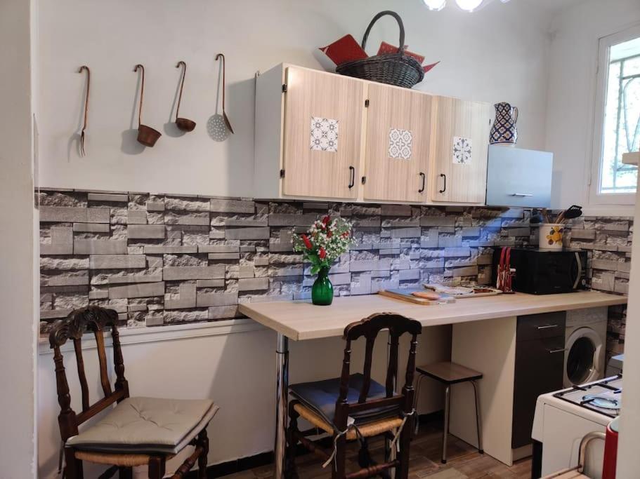 Vintage Flat On Villefranche Bay - Free Car Park Екстер'єр фото